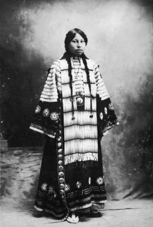 Walk in a Sacred Manner :: Oglala wisdom and photos