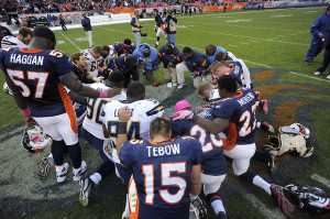 Posted by Tebow's Eye Black at 1:00 PM