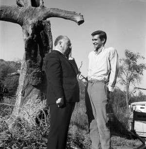 ... with Alfred Hitchcock on the set of Psycho (1960, Alfred Hitchock