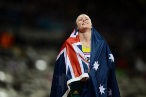Sally Pearson held her nerve in the driving rain to go one better than ...