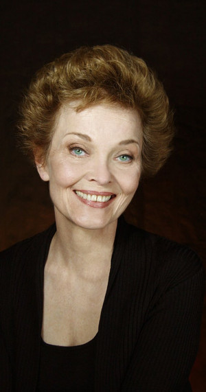 MV5BMjI0MzI4ODkyOF5BMl5BanBnXkFtZTgwMTc5NDIzNTE%40._V1_UY1200_CR144,0 ...