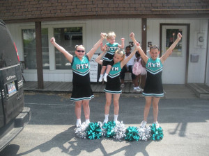 Pom Pon Squad Room Move...