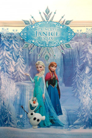 Disney's Frozen Themed Birthday Party {Decor, Planning, Ideas,}