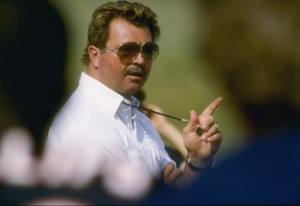 coach Mike Ditka of the Chicago Bears coaches his team during Bears ...