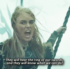 ... ∟ King ElizabethIf you don’t love Elizabeth Swann you’re wrong