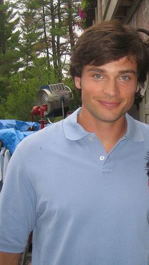 Tom Welling could lend his voice to an official Smallville video game.