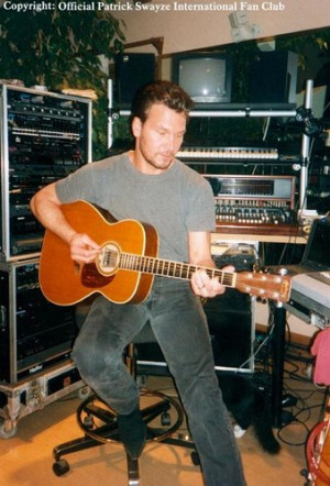 Patrick Swayze - Photo posted by nini35105