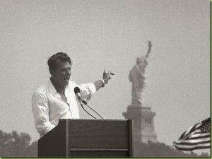 Reagan-statue-of-liberty-AP