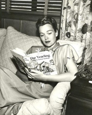 Jane Wyman relaxes with a good book (1946)