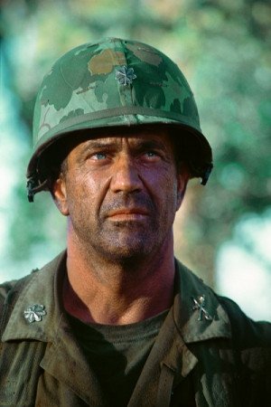 Mel Gibson as Hal Moore in We Were Soldiers (2002) - Paramount ...