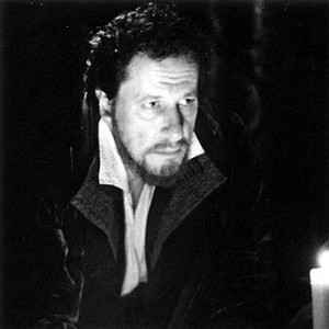 Geoffrey Rush as Sir Francis Walsingham in Elizabeth