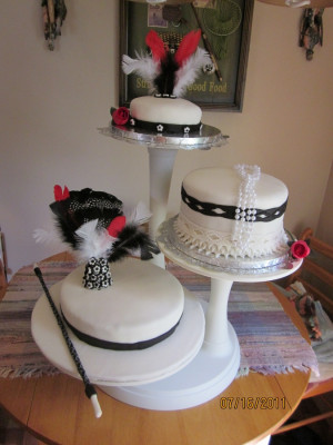 hollywood flapper wedding cake this was a request for a old hollywood ...
