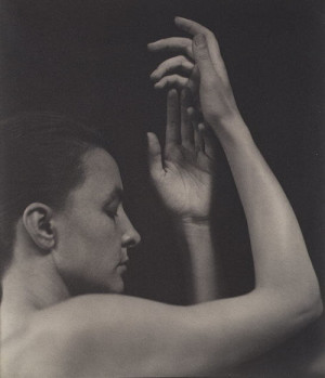 Keeffe by Alfred Stieglitz, 1918 (from: tartanspartan ...