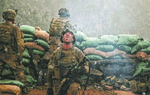 Army soldier From the 2/327th No Slack Battalion, 101st Airborne ...