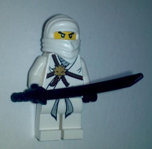 Boneco Lego Ninjago Zane