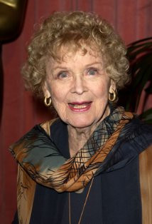 Gloria Stuart plays Old Rose (Rose Dawson Calvert)