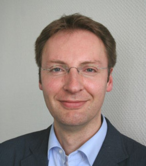 the green eyed elf the operator video