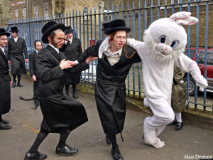 HASIDIM-PURIM-facebook.jpg