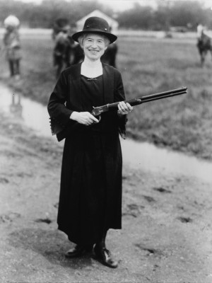 Description Annie Oakley NYWTS.jpg