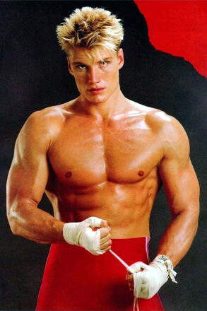 Rocky 4 vs Ivan Drago , training and end of fight video.