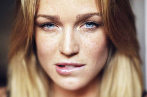caity lotz hot lip bite imgur
