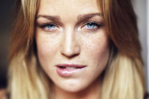 caity lotz hot lip bite imgur