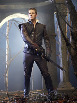 JOSH DALLAS : ONCE UPON A TIMES' PRINCE CHARMING