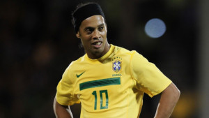 Ronaldinho will wear the number 10 shirt for Fluminense.