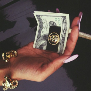 dope rich money nails gold dollars trill money clip vsco