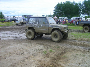 568892d1294287275-lets-see-your-mud-truck-mud-racer-31830_402270444213 ...