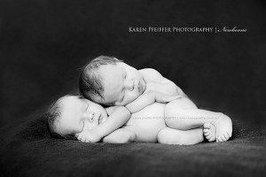 Miracles-black-and-white-baby-photography.jpg