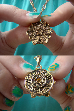 OMGOODNESS a replica princess Anastasia necklace. Serious 90 baby ...