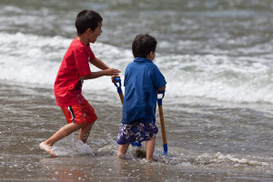 Read on to enjoy these inspirational quotes about brotherhood!