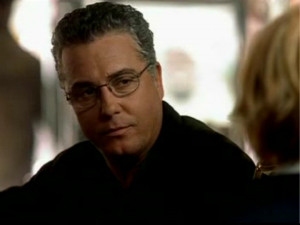 Gil Grissom 1x23- The Strip Strangler