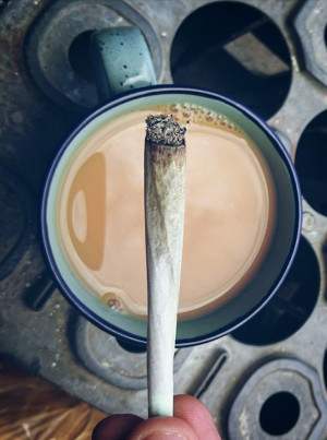 now that's wakin & bakin.: Maryjan