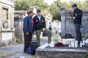 body-in-a-cemetery-ncis-new-orleans.jpg