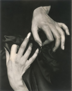 georgia o keeffe s hands and thimble