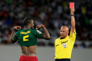 令人捧腹的足球裁判员