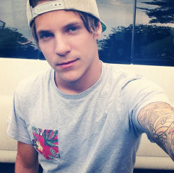 austinisaflaminghomo:Trevor Wentworth + Selfies