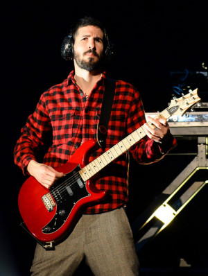 Brad Delson Pictures - Linkin Park In Concert At The Joint At the ...