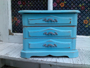 Baby blue jewelry box by Shabtabulous on Etsy, $20.00