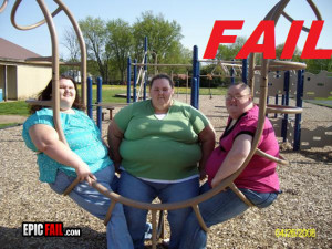 ... net/images/2011/08/22/playground-usage-fail-fat-girls_13140090484.jpg