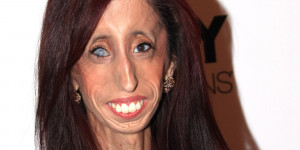 LIZZIE-VELASQUEZ.jpg