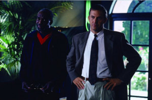 Still of Kevin Costner and Bill Cobbs in The Bodyguard (1992)