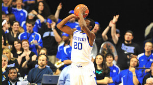 Kentucky 's Doron Lamb has a big decision to make. He can return to ...
