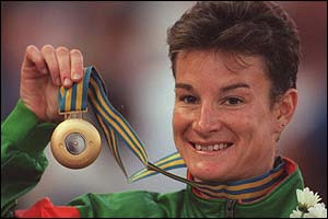 Ireland's Sonia O'Sullivan shows off her 5000m gold