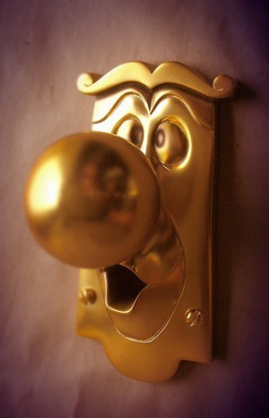 alice, alice in wonderland, cool, door knob, doorknob, face, gold