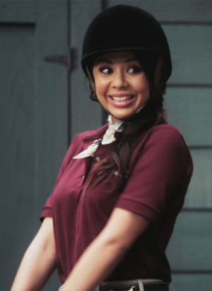 Mona Vanderwaal on Pretty Little Liars