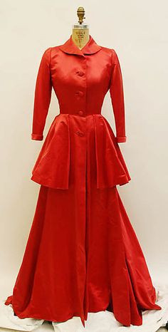 Housecoat - Mainbocher 1950's More