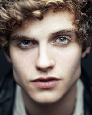 Pictures & Photos of Daniel Sharman - IMDb